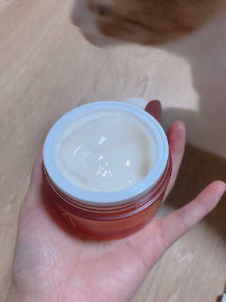 아크웰 아쿠아 클리니티 수분크림 — 5점을 준 리뷰어가 2018년 10월 올린 사용 사진