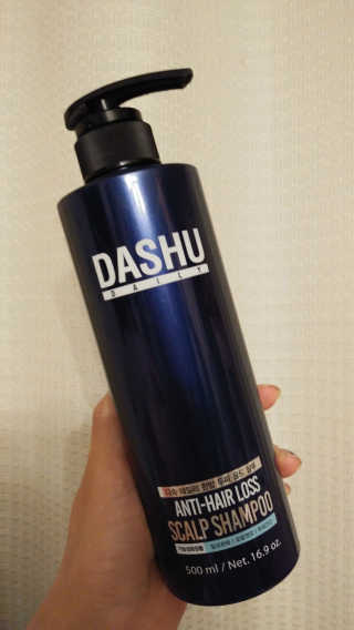다슈코리아 다슈 데일리 단백질 한방 두피 골드 샴푸 500ml — 5점을 준 리뷰어가 2018년 11월 올린 사용 사진