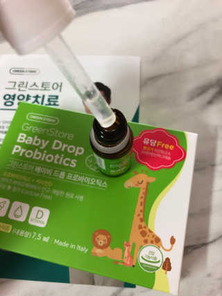 그린스토어 베이비드롭 프로바이오틱스 1병 30일분 — 5점을 준 리뷰어가 2018년 6월 올린 사용 사진