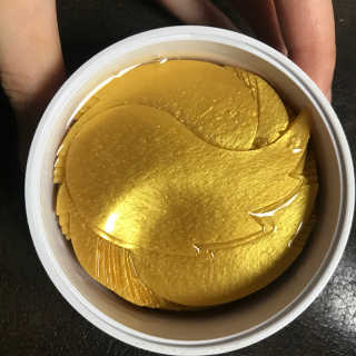 푸츄푸츄 Real repair skin cell premium patch — 4.5점을 준 리뷰어가 2018년 10월 올린 사용 사진