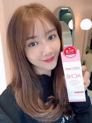 아크웰 아크네 클리어링 딥 클렌징 폼 — 3.5점을 준 리뷰어가 2019년 3월 올린 사용 사진