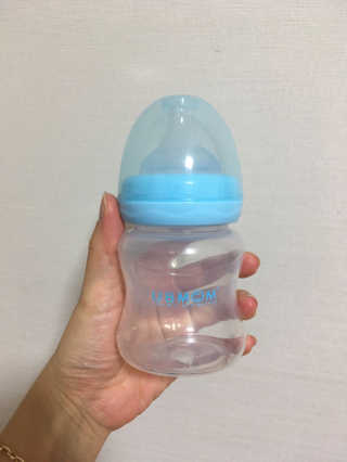 유비맘 신생아젖병 120ml 트리플팩_ 젖꼭지 포함 — 5점을 준 리뷰어가 2020년 3월 올린 사용 사진