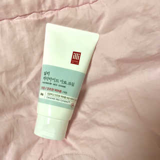 일리윤 세라마이드 아토 집중 크림 — 4.67점을 준 리뷰어가 2017년 6월 올린 사용 사진