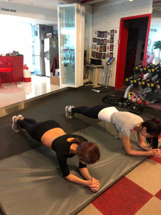 [제이스애나 퍼스널트레이닝] 일대일 PT 2회+체형분석 — 5점을 준 리뷰어가 2018년 11월 올린 사용 사진