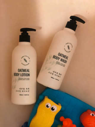 (주)에네스티 내추럴 촉촉  오트밀 바디로션 500ml — 4.5점을 준 리뷰어가 2020년 3월 올린 사용 사진