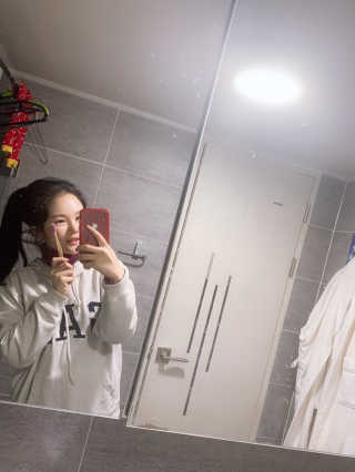 더 험블 친환경 대나무칫솔 험블브러쉬 — 4점을 준 리뷰어가 2019년 2월 올린 사용 사진
