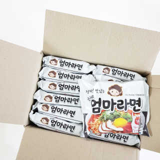 라면 그대로가 제일 맛있는 더엄마라면 — 5점을 준 리뷰어가 2019년 6월 올린 사용 사진