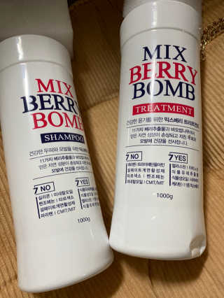 (주)에네스티 믹스베리 폭탄 트리트먼트 1000g — 3.5점을 준 리뷰어가 2019년 11월 올린 사용 사진