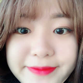 [블랙루즈] 에어 핏 벨벳틴트 시즌1 7종 중 택1+랜덤1 — 5점을 준 리뷰어가 2018년 11월 올린 사용 사진