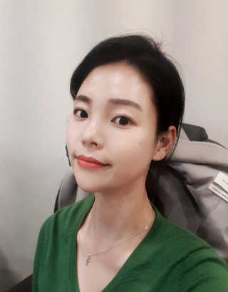 [후르디아] 주름 개선 기능성-석류 크림 미스트 — 5점을 준 리뷰어가 2019년 11월 올린 사용 사진