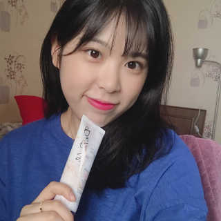 큐어스크립트 닥터폴스 치약 라임만다린향 — 4.33점을 준 리뷰어가 2018년 5월 올린 사용 사진