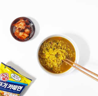 오뚜기카레면 2차 모집 — 3.5점을 준 리뷰어가 2019년 2월 올린 사용 사진