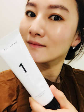 누메로 1 머랭 폼 클렌저 — 4.83점을 준 리뷰어가 2018년 3월 올린 사용 사진