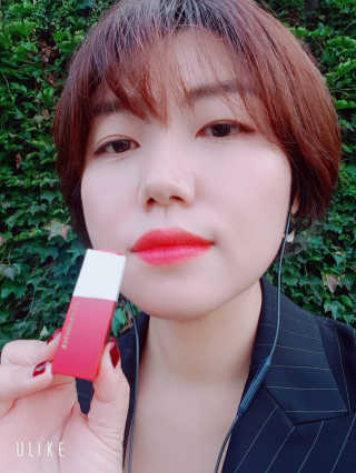 스톤브릭 라커틴트 립스틱스 — 5점을 준 리뷰어가 2019년 10월 올린 사용 사진