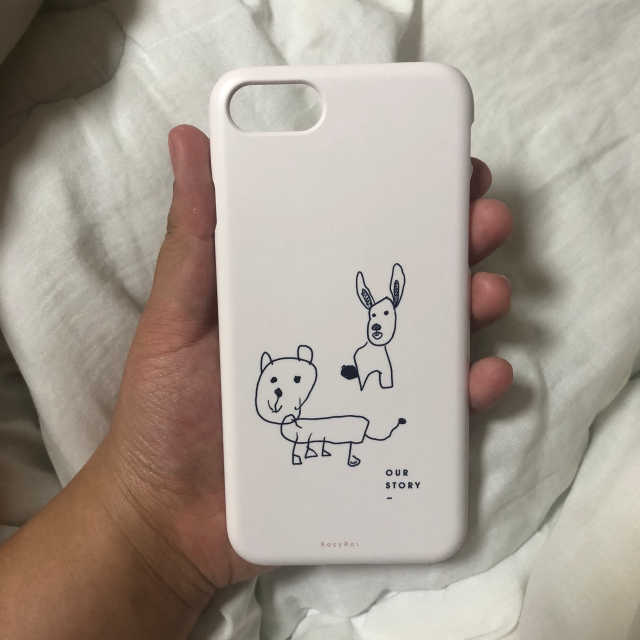 로지로이 일러스트레이션 휴대폰케이스 리뷰 사진