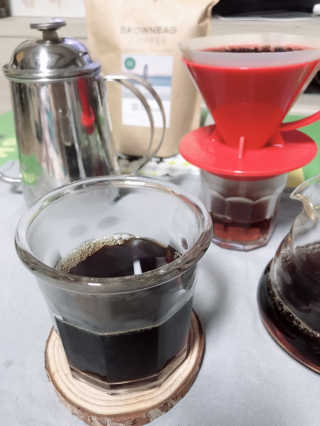 브라운백 커피 늦은 밤에도 부담없이 마실 수 있는 디카페인 원두 — 3.5점을 준 리뷰어가 2018년 11월 올린 사용 사진