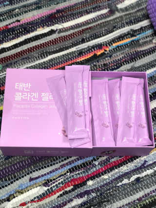 네츄럴굿띵스 태반 콜라겐 젤리 15포 — 3점을 준 리뷰어가 2019년 3월 올린 사용 사진