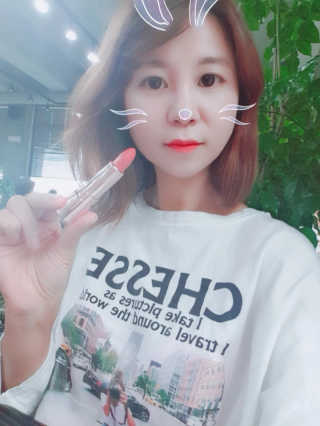 밀키드레스 바비메이크 루즈클래식 — 5점을 준 리뷰어가 2018년 7월 올린 사용 사진