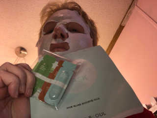 아이뽀 모든 피부 타입을위한 AIPPO Expert Hydrating Mask — 5점을 준 리뷰어가 2018년 2월 올린 사용 사진