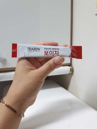 티젠 보이차 + 마이보틀 세트 — 4점을 준 리뷰어가 2018년 6월 올린 사용 사진