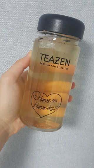 티젠 레몬밤 + 마이보틀 — 4.17점을 준 리뷰어가 2018년 7월 올린 사용 사진