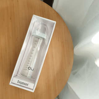 엄마의 바램을 담은 프리미엄 감성젖병 오유위시 260ml — 5점을 준 리뷰어가 2020년 3월 올린 사용 사진