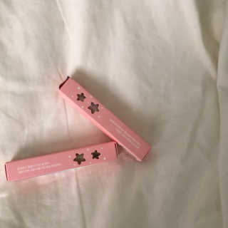 [블랙루즈] 펄블리 아이 글리터 2종 — 5점을 준 리뷰어가 2018년 11월 올린 사용 사진