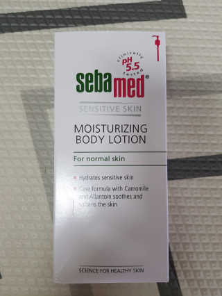 세바메드 모이스처라이징 바디로션 400ml — 5점을 준 리뷰어가 2019년 7월 올린 사용 사진