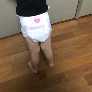 네추럴블라썸 NATURAL BLOSSOM 슈퍼 얇은 바지 기저귀 — 5점을 준 리뷰어가 2018년 11월 올린 사용 사진