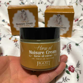 지고트 마유 모이스처 크림 70ml — 4.5점을 준 리뷰어가 2019년 2월 올린 사용 사진