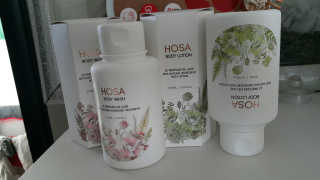 HOSA BODY WASH+BODY LOTION — 3점을 준 리뷰어가 2018년 3월 올린 사용 사진