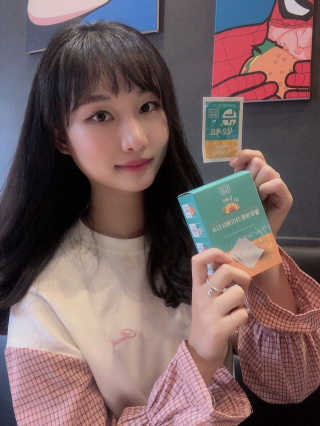 블루캐롯 닦는 루테인, 아이케어 티슈 20P — 5점을 준 리뷰어가 2019년 11월 올린 사용 사진