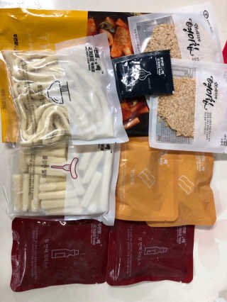 두번째 국떡 국가대표 떡볶이 1팩 + 영미칩 2봉 증정 — 5점을 준 리뷰어가 2019년 2월 올린 사용 사진