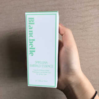 블랑벨 스피루리나 에메랄드 에센스 — 4점을 준 리뷰어가 2018년 2월 올린 사용 사진