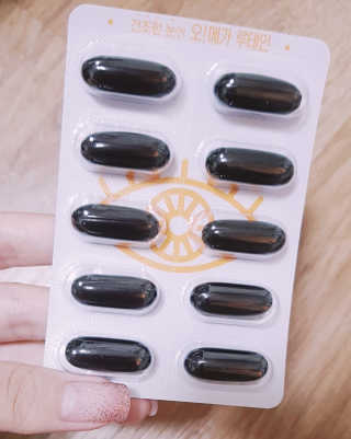 네츄럴굿띵스 오!메가루테인 60일분 — 5점을 준 리뷰어가 2019년 8월 올린 사용 사진