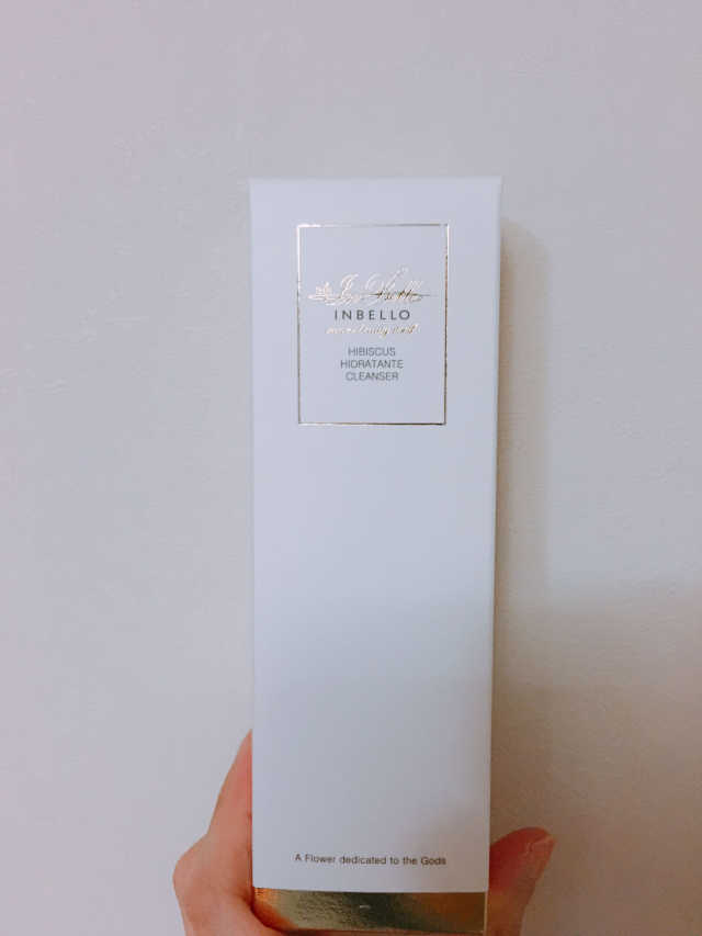 인벨로 히비스커스 히드라탄테 클렌저 리뷰 사진