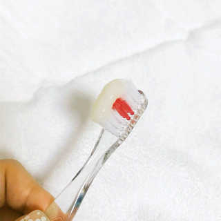 이태리숍 덴탈케어_치약 칫솔 — 3.5점을 준 리뷰어가 2018년 4월 올린 사용 사진