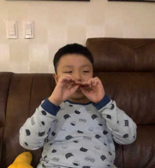 한삼근 블랙라벨 CJ헬스케어 한삼근 키즈 면역대장 2단계 — 4.5점을 준 리뷰어가 2019년 10월 올린 사용 사진