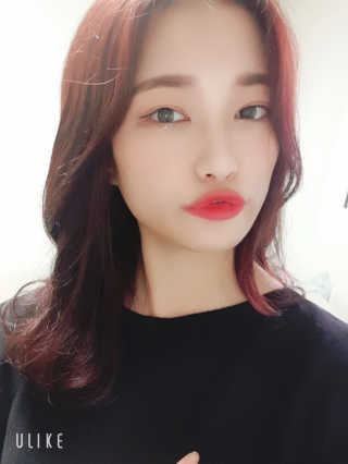 [블랙루즈] 에어 핏 벨벳 틴트5 1+1 — 4점을 준 리뷰어가 2020년 2월 올린 사용 사진