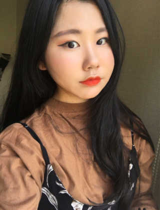코덕 코스메틱 벨벳 시크 립라커 — 5점을 준 리뷰어가 2017년 5월 올린 사용 사진