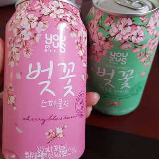 GS25 벚꽃 팝콘 + 벚꽃스파클링 + 벚꽃 청포도 에이드 — 4점을 준 리뷰어가 2018년 3월 올린 사용 사진