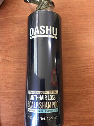 다슈코리아 다슈 데일리 한방 두피 골드 샴푸 500ml — 4.17점을 준 리뷰어가 2018년 1월 올린 사용 사진