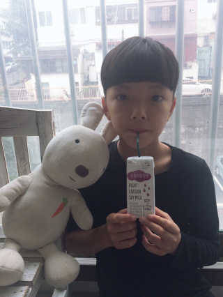 이롬 두유다운두유 4종 — 5점을 준 리뷰어가 2019년 8월 올린 사용 사진