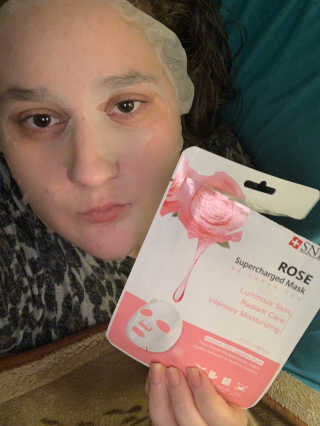 SNP Supercharged Mask_Rose Centifoli Flower — 3점을 준 리뷰어가 2019년 2월 올린 사용 사진