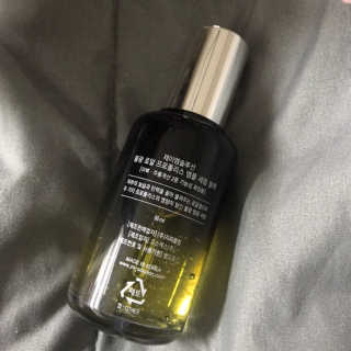 JM솔루션 꿀광 로얄 프로폴리스 앰플 세럼 블랙 — 4점을 준 리뷰어가 2018년 12월 올린 사용 사진