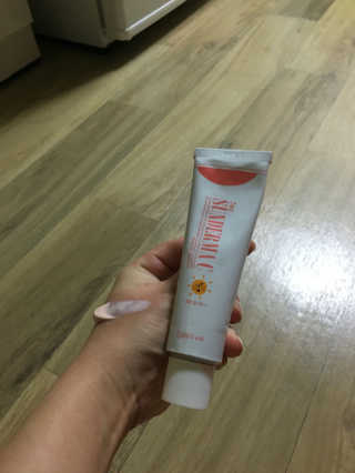 23years old 2mg 선더마 C — 3.33점을 준 리뷰어가 2017년 5월 올린 사용 사진