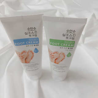 (주)에네스티 에네스티 수안수 실크스킨 풋크림 1+1 — 5점을 준 리뷰어가 2019년 11월 올린 사용 사진