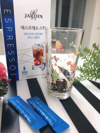 (주)쟈뎅 [쟈뎅] 에스프레소스틱 아이스블렌드 — 4점을 준 리뷰어가 2019년 5월 올린 사용 사진