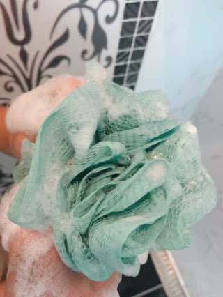 (주)에네스티 내추럴 촉촉  오트밀 바디워시 500ml — 4.5점을 준 리뷰어가 2019년 8월 올린 사용 사진