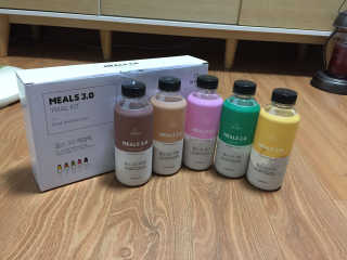 인테이크 밀스 3.0 Trial Kit(보틀형 5종) — 3점을 준 리뷰어가 2017년 4월 올린 사용 사진